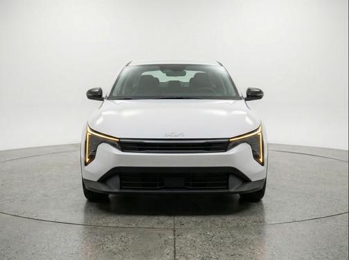 Snow White Pearl 2025 Kia K4 LXS