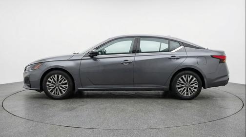 Gun Metallic 2025 Nissan Altima SV FWD