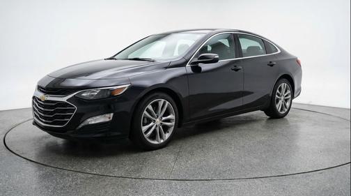 Mosaic Black Metallic 2024 Chevrolet Malibu FWD 2LT