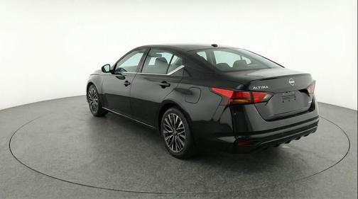 Super Black 2025 Nissan Altima SV FWD
