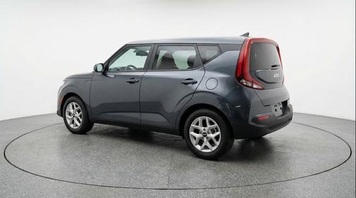 Gravity Gray 2025 Kia Soul LX