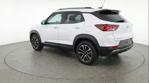 Summit White 2025 Chevrolet Trailblazer LT