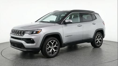 Silver Zynith Metallic Clearcoat 2025 Jeep Compass Limited