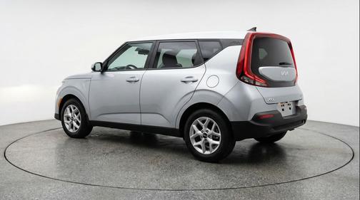 Steel Gray 2025 Kia Soul LX