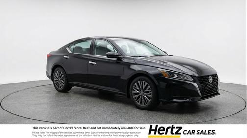 Super Black 2025 Nissan Altima SV FWD