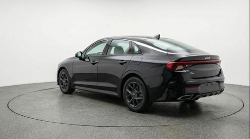 Aurora Black Pearl 2025 Kia K5 LXS
