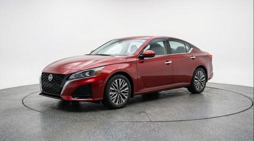 Scarlet Ember Tintcoat 2025 Nissan Altima SV FWD