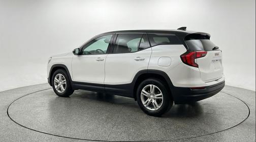 Summit White 2024 GMC Terrain SLE