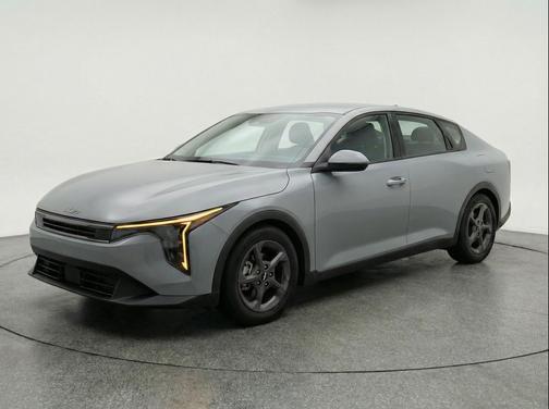 Morning Haze 2025 Kia K4 LXS
