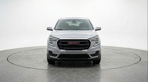 Sterling Gray Metallic 2024 GMC Terrain SLE