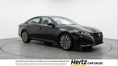 Super Black 2025 Nissan Altima SV FWD