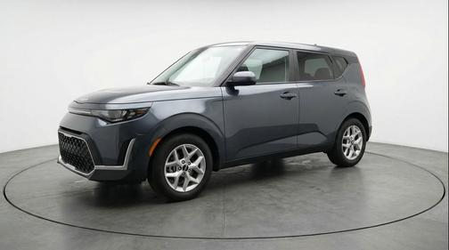 Gravity Gray 2025 Kia Soul LX