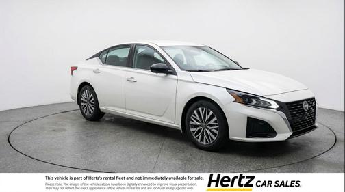 Glacier White 2025 Nissan Altima SV FWD
