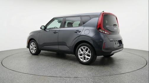 Gravity Gray 2025 Kia Soul LX