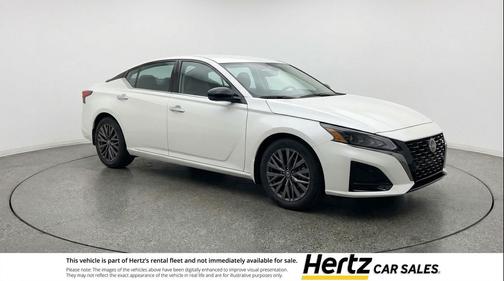 Glacier White 2025 Nissan Altima SV FWD