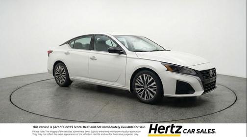 Glacier White 2025 Nissan Altima SV FWD