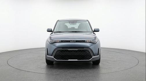 Gravity Gray 2025 Kia Soul LX