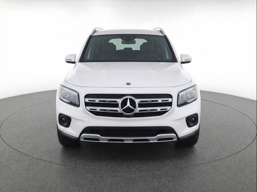 Polar White 2025 Mercedes-Benz GLB 250 Base