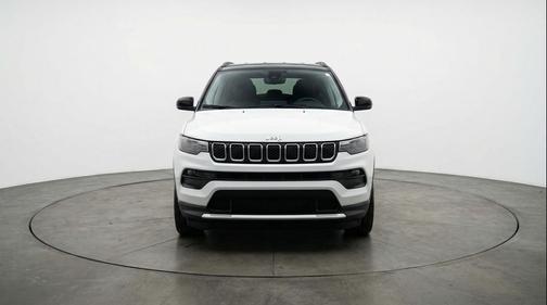 Bright White Clearcoat 2025 Jeep Compass Limited