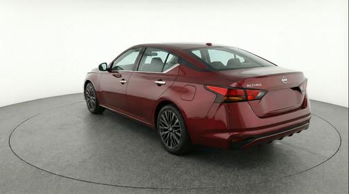 Garnet Pearl Metallic 2025 Nissan Altima SV FWD