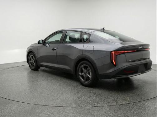 Interstellar Gray 2025 Kia K4 LXS