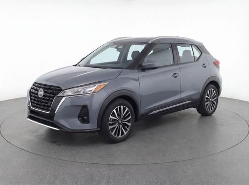 Boulder Gray Pearl 2024 Nissan Kicks SV