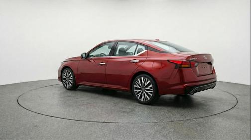Scarlet Ember Tintcoat 2025 Nissan Altima SV FWD