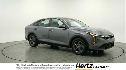 Interstellar Gray 2025 Kia K4 LXS