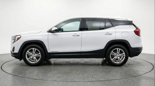 Summit White 2024 GMC Terrain SLE