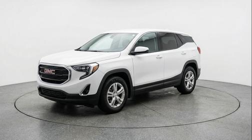 Summit White 2024 GMC Terrain SLE