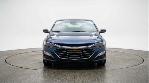 Lakeshore Blue Metallic 2024 Chevrolet Malibu FWD 1LT