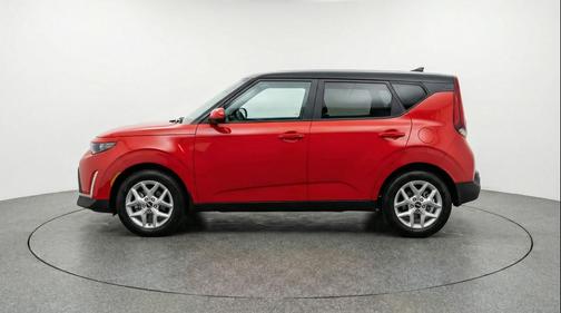 Inferno Red 2025 Kia Soul LX