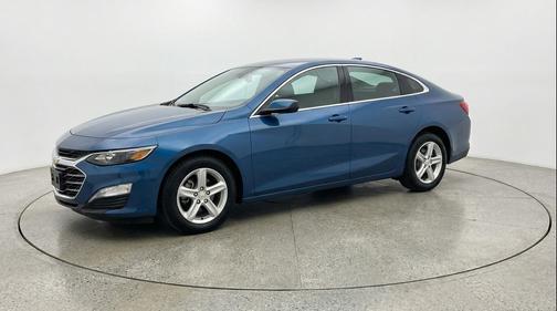 Lakeshore Blue Metallic 2024 Chevrolet Malibu FWD 1LT