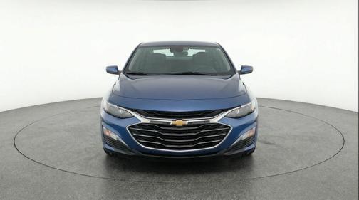 Lakeshore Blue Metallic 2024 Chevrolet Malibu FWD 1LT