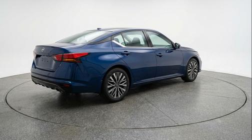 Bluestone Pearl 2025 Nissan Altima SV FWD