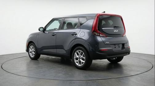 Gravity Gray 2025 Kia Soul LX