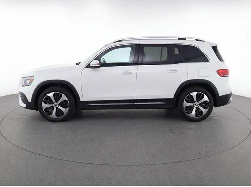Polar White 2025 Mercedes-Benz GLB 250 4MATIC