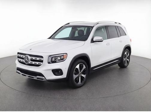 Polar White 2025 Mercedes-Benz GLB 250 4MATIC