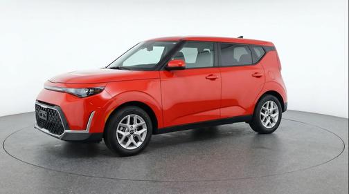 Inferno Red 2025 Kia Soul LX