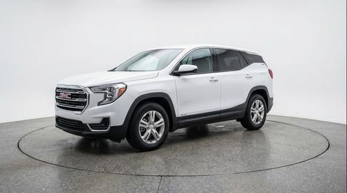 Summit White 2024 GMC Terrain SLE