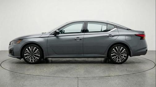 Gun Metallic 2025 Nissan Altima SV FWD