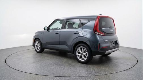Gravity Gray 2025 Kia Soul LX