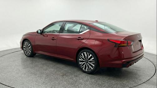 Garnet Pearl Metallic 2025 Nissan Altima SV FWD