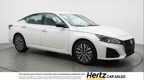 Glacier White 2025 Nissan Altima SV FWD