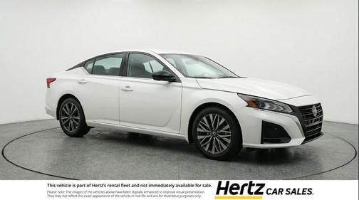 Glacier White 2025 Nissan Altima SV FWD