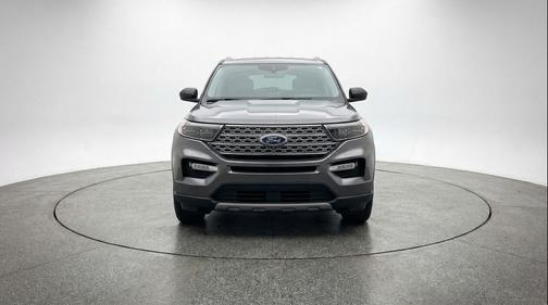 Carbonized Gray Metallic 2024 Ford Explorer Limited