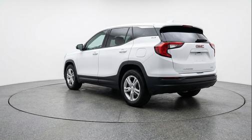 Summit White 2024 GMC Terrain SLE