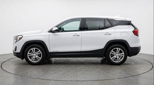 Summit White 2024 GMC Terrain SLE