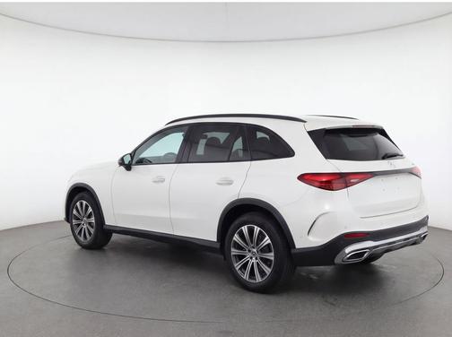 Polar White 2024 Mercedes-Benz GLC 300 4MATIC