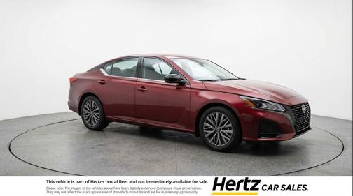 Garnet Pearl Metallic 2025 Nissan Altima SV FWD